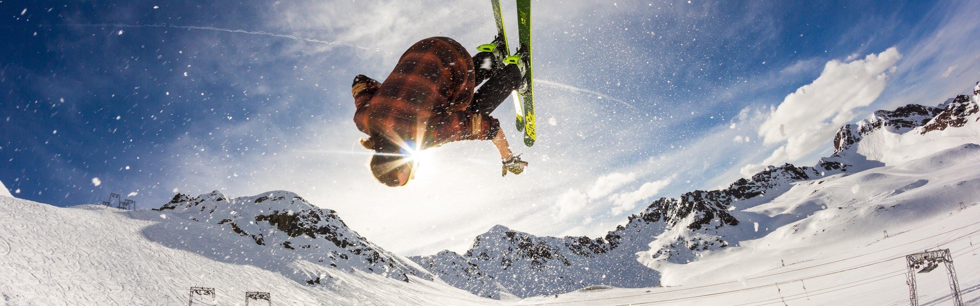 海豚直播-各大俱乐部世俱杯球衣正式发布与设计解读